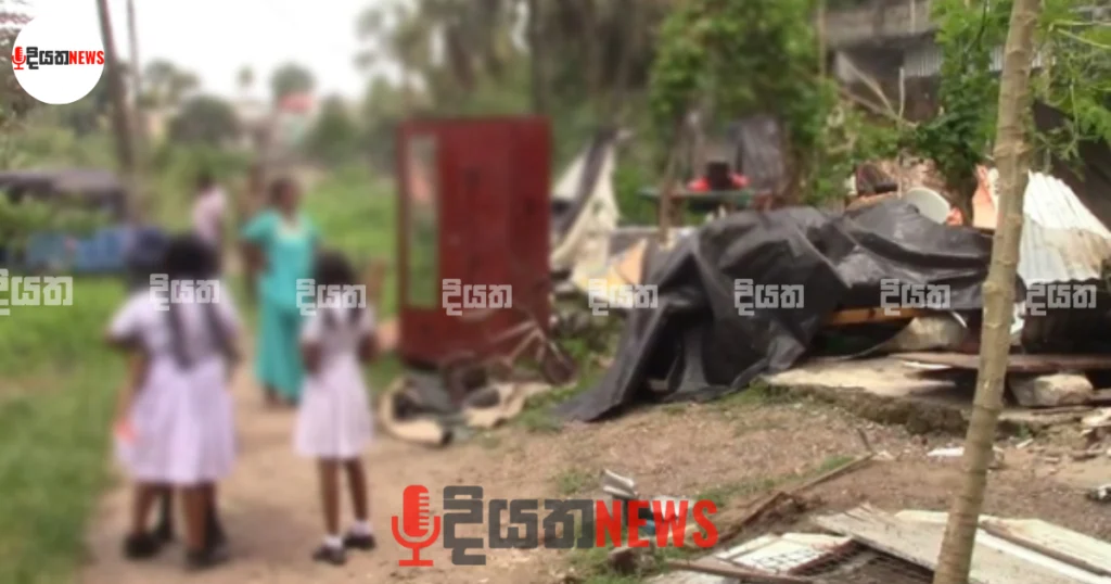 මීතොටමුල්ල අනවසර පදිංචිකරුවන් පිරිසක් ඉවත් කරයි